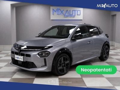 Usata Lancia Ypsilon 110 CV (80 kW) 2025 Grigio Utilitaria