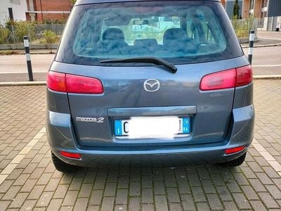 Usata Mazda 2 68 CV (50 kW) 2004 Grigio Utilitaria