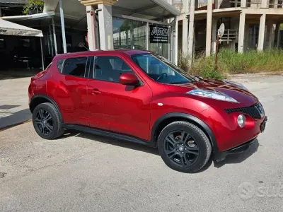 Gebraucht Nissan Juke Acenta 110 PS (80 kW) 2012 Rot SUV