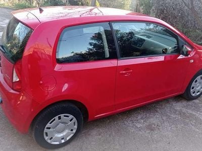 Usata Seat Mii Reference 68 CV (50 kW) 2014 Rosso Utilitaria