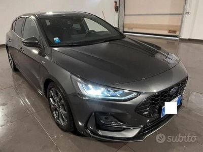 Usata Ford Focus ST 115 CV (84 kW) 2025 Grigio Berlina