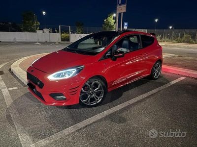 Usata Ford Fiesta ST-Line 160 CV (117 kW) 2018 Rosso Utilitaria