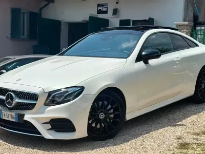 Usata Mercedes E220 Premium Plus 194 CV (142 kW) 2017 Bianco Coupé
