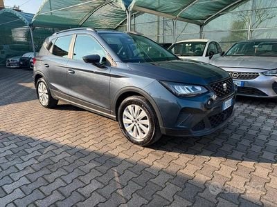 Usata Seat Arona Style 110 CV (80 kW) 2023 Grigio SUV