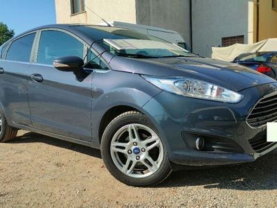 usata Ford Fiesta 1.4 5p. Bz.- GPL Titanium 123000KM