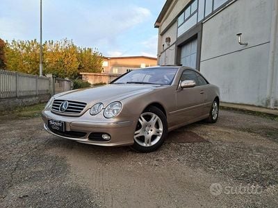 Usata Mercedes CL500 306 CV (225 kW) 2004 Oro Coupé