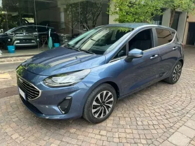 Usata Ford Fiesta Titanium 75 CV (55 kW) 2023 Blu Utilitaria