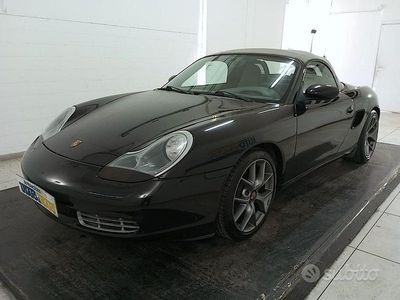 Usata Porsche Boxster 220 CV (161 kW) 2001 Nero metallizzato Cabrio