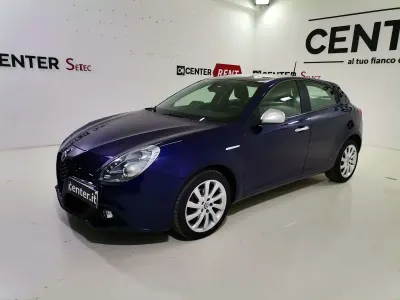 Usata Alfa Romeo Giulietta 120 CV (88 kW) 2018 Blu/azzurro Utilitaria