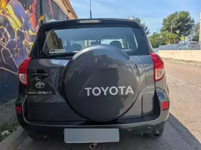 Usata Toyota RAV4 Luxury 177 CV (130 kW) 2006 SUV