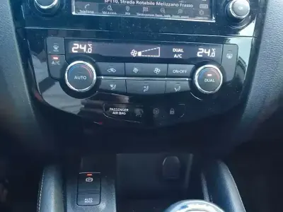 Usata Nissan Qashqai N-Connecta 116 CV (85 kW) 2020 Bianco SUV