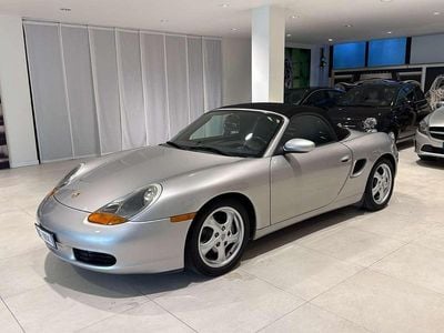Usata Porsche Boxster 220 CV (161 kW) 2000 Argento Cabrio