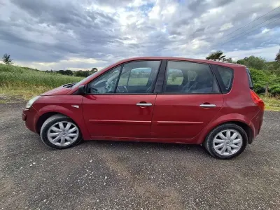 Usata Renault Scénic II Dynamique 111 CV (81 kW) 2007 Rosso Monovolume