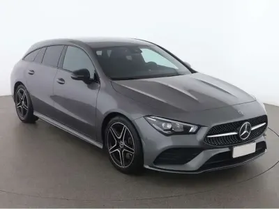 Begagnad Mercedes CLA200 Shooting Brake Premium 163 HK (119 kW) 2021 Grå Kombi