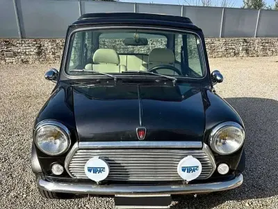 Usata Mini 1000 67 CV (49 kW) 1994 Nero Utilitaria