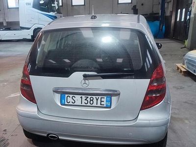 Mercedes A200
