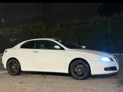 Usata Alfa Romeo GT 150 CV (110 kW) 2008 Bianco Coupé