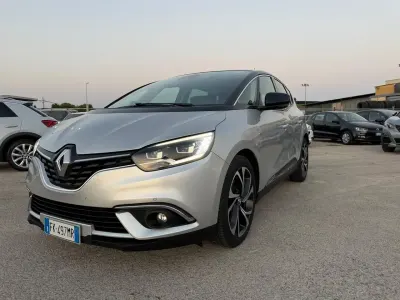 Usata Renault Scénic III Bose Edition 131 CV (96 kW) 2017 Argento Monovolume