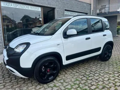 Usata Fiat Panda Cross Cross 69 CV (50 kW) 2022 Bianco Utilitaria