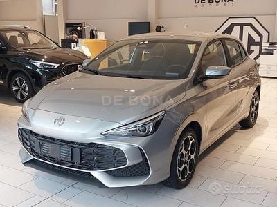 Usata MG MG3 Comfort 194 CV (142 kW) 2024 Grigio Utilitaria