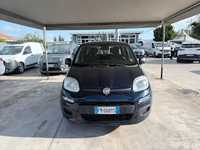 Gebraucht Fiat Panda Easy 69 PS (50 kW) 2017 Blau Kleinwagen