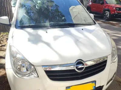 Usata Opel Agila 68 CV (50 kW) 2013 Bianco Utilitaria
