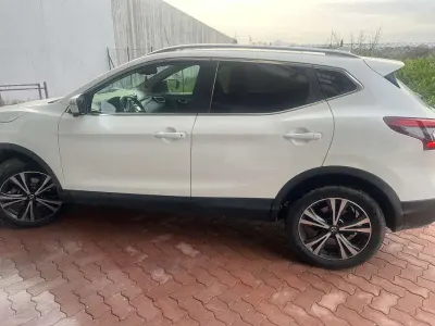 Usata Nissan Qashqai N-Connecta 110 CV (80 kW) 2017 SUV