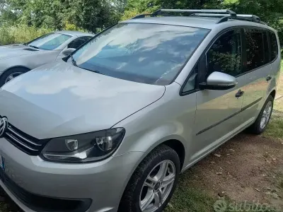 Usata VW Touran 102 CV (75 kW) 2011 Grigio Monovolume