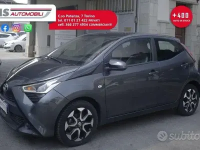 Usata Toyota Aygo X-clusiv 72 CV (52 kW) 2019 Grigio scuro Utilitaria