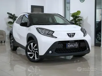 Käytetty Toyota Aygo X Trend 72 HP (52 kW) 2025 Valkoinen Katumaasturi