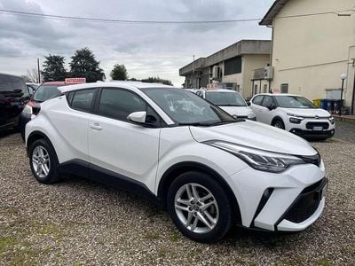 Usata Toyota C-HR Active 98 CV (72 kW) 2023 Bianco SUV