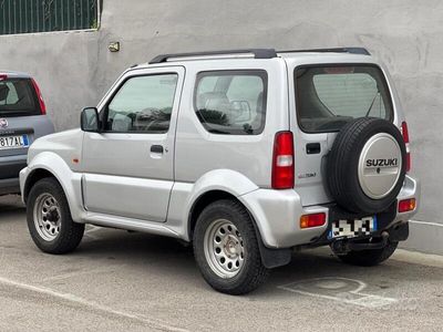 usata Suzuki Jimny 1.3 4WD - GPL Auto d'epoca Carrello