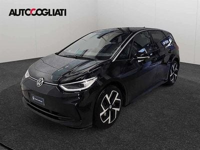 Usata VW ID.3 Pro 150 kW (204 CV) 2025 Grenadill black metallizzato Utilitaria