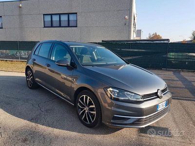 Usata VW Golf VII Business 2017 Grigio Berlina