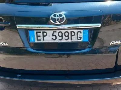 Usata Toyota RAV4 150 CV (110 kW) 2012 Nero SUV