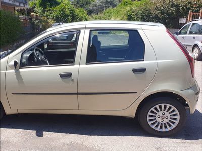 Venduto Fiat Punto 1.3 multijet - auto usate in vendita