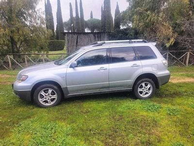 Usata Mitsubishi Outlander 160 CV (117 kW) 2006 Grigio SUV