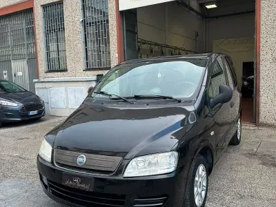 Usata Fiat Multipla Active 103 CV (75 kW) 2007 Nero Monovolume