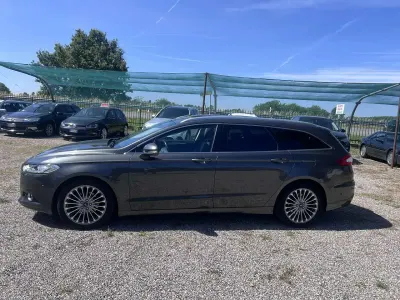 Usata Ford Mondeo Titanium S 150 CV (110 kW) 2015 Grigio Station wagon
