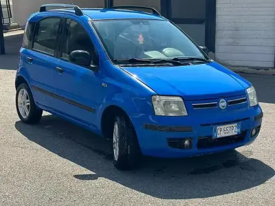 Usata Fiat Panda 60 CV (44 kW) 2006 Bluazzurro Utilitaria