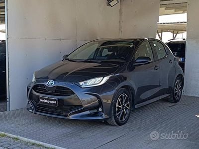 Usata Toyota Yaris Hybrid Trend 92 CV (67 kW) 2021 Berlina