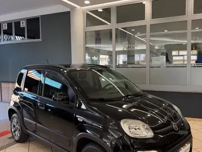 Usata Fiat Panda 4x4 S 95 CV (69 kW) 2018 Nero Utilitaria