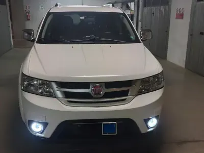 Usata Fiat Freemont Lounge 140 CV (102 kW) 2012 Bianco SUV