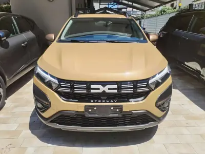 Usata Dacia Sandero Extreme 101 CV (74 kW) 2025 Beige Berlina
