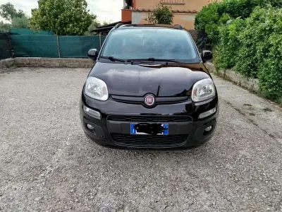 Usata Fiat Panda Lounge 69 CV (50 kW) 2018 Nero Utilitaria