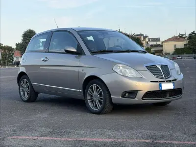 Usata Lancia Ypsilon 90 CV (66 kW) 2009 Other Utilitaria