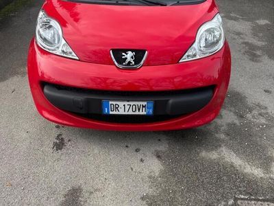 usata Peugeot 107 1.0 68CV 5p. Sweet Years 2Tronic