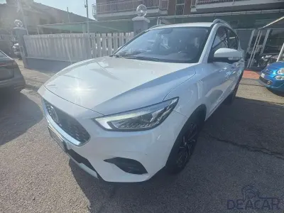 Usata MG ZS Luxury 106 CV (77 kW) 2024 Bianco SUV