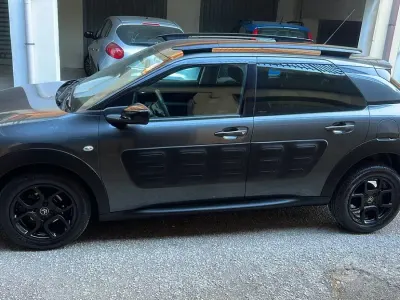Usata Citroën C4 Cactus 99 CV (72 kW) 2016 Nero Utilitaria