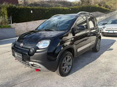 Usata Fiat Panda Cross Cross 85 CV (62 kW) 2020 Nero Utilitaria